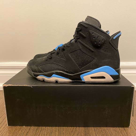 ❌SOLD❌Jordan 6 UNC Size 9.5 - Picture 5 of 8